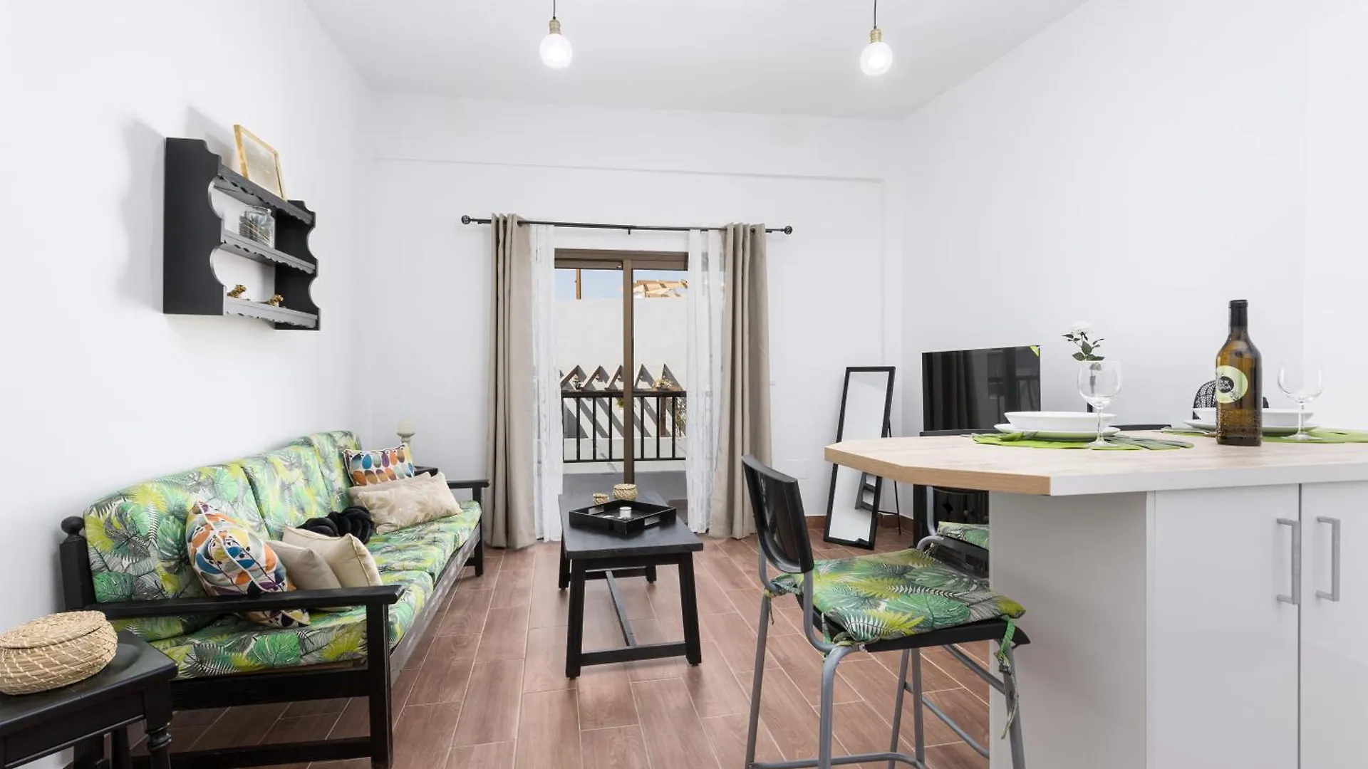 Home2Book Serene Stay In Coastal Tarajalejo Apartment