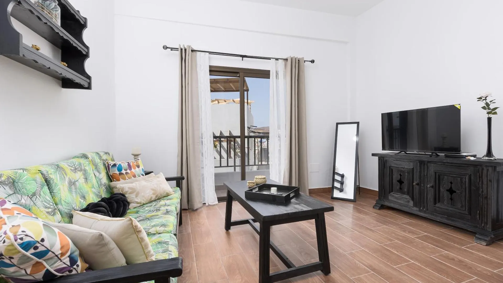 Home2Book Serene Stay In Coastal Tarajalejo contacts