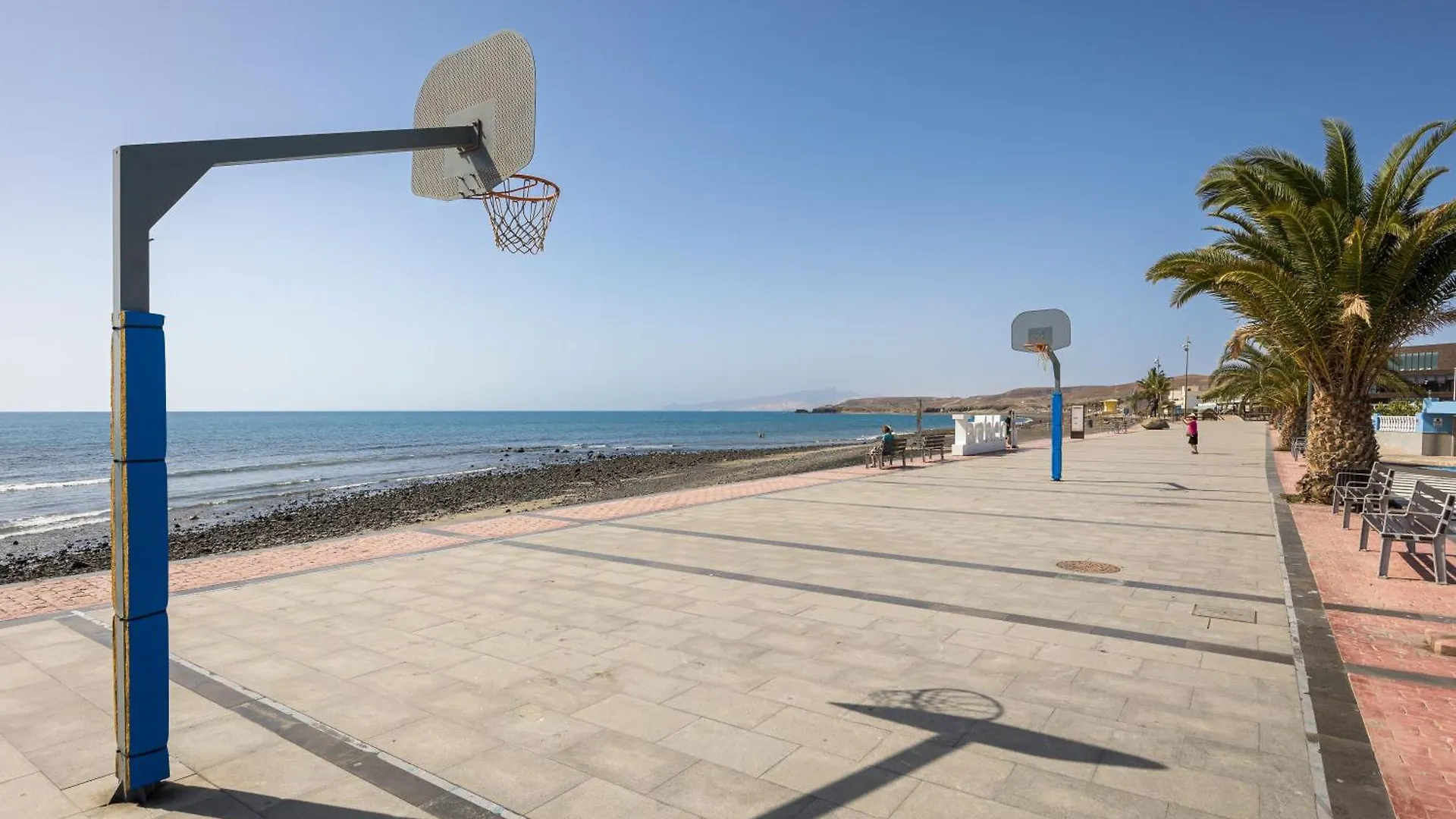Home2Book Serene Stay In Coastal Tarajalejo